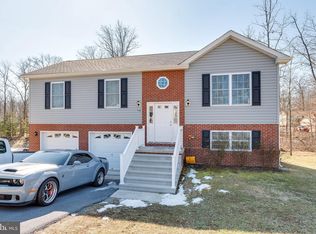 76 Catch Release Ct, Inwood, WV 25428