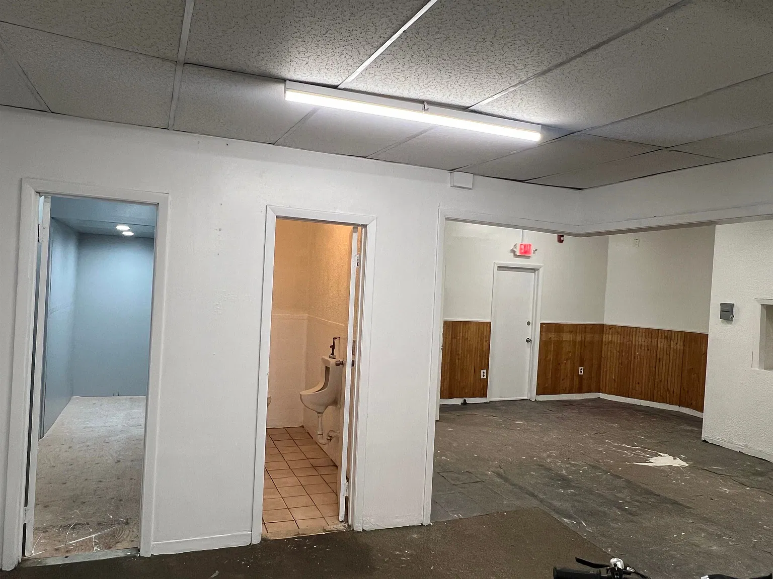 120 Danforth Ave — Photo 3