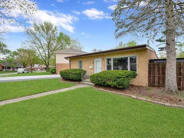 11560 S Lee Rd, Alsip, IL 60803