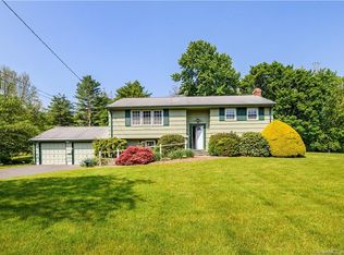 39 North Rd, East Granby, CT 06026