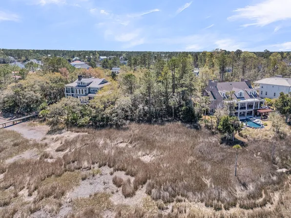 2296 Beckenham Dr, Mount Pleasant, SC 29466