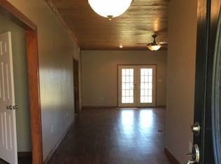 469 Pittman Rd, Ellisville, MS 39437