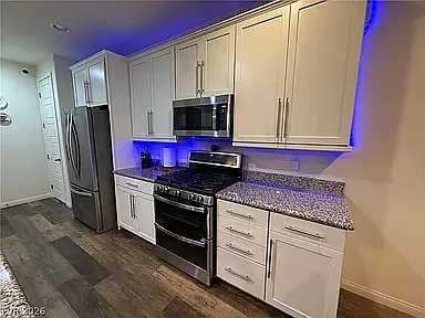 714 N Water St — Photo 3