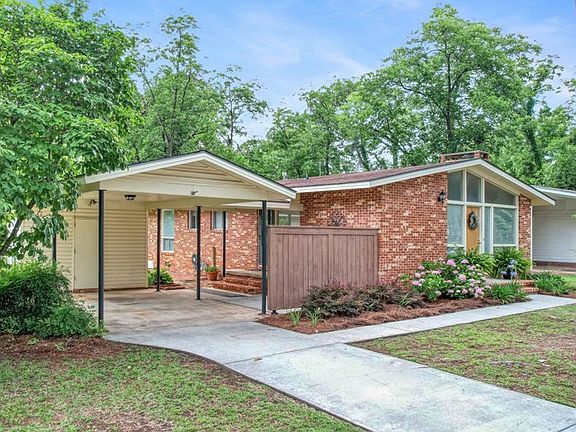 4th image of 2310 Whispering Pines Rd