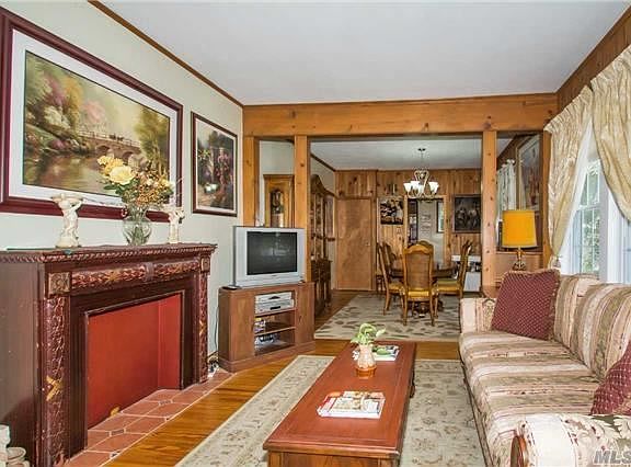 5th image of 601 Tennyson Ave