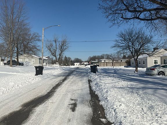 4th image of 410 N 40th St