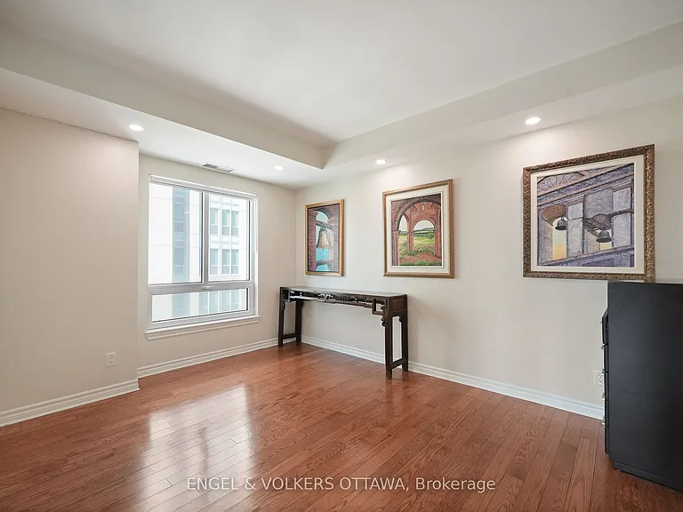 234 Rideau St #1112 — Photo 14