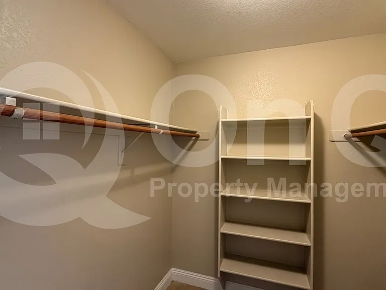 3211 E Behrend Dr — Photo 24