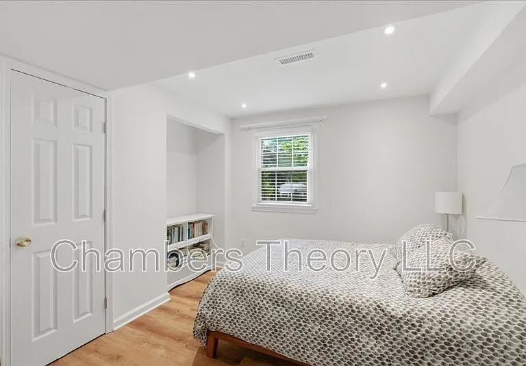 9221 Talisman Dr — Photo 29