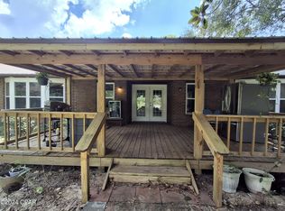 974 NW Barksdale Ln, Fountain, FL 32438