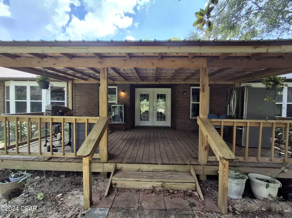 974 NW Barksdale Ln, Fountain, FL 32438