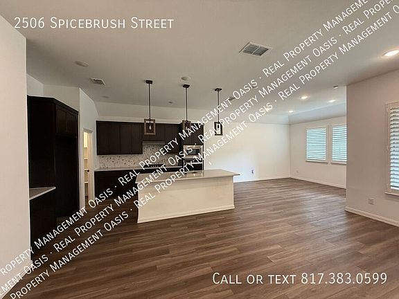 3rd image of 2506 Spicebrush St