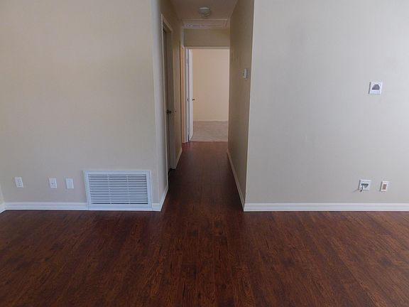 4th image of 2627 La Paloma Cir