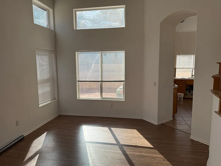 751 W Bel Esprit Cir W — Photo 3