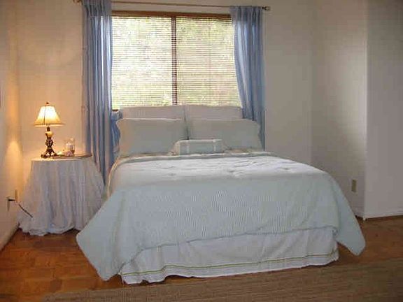 5th image of 5 Coronado Ct
