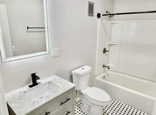 315 Susann Ct #8A, Belleville, IL 62226