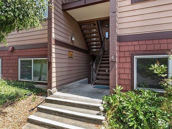 2nd image of 17430 Ambaum Boulevard S #3