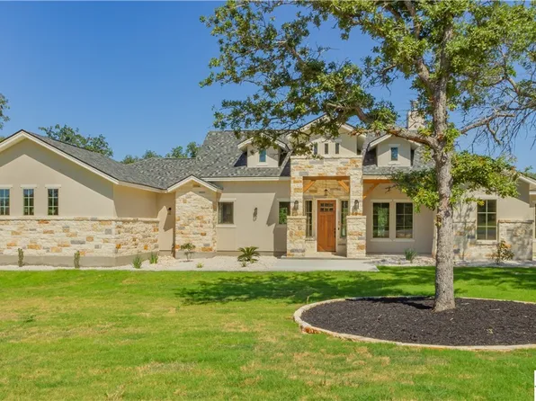 208 Bobby Lynn Dr, Adkins, TX 78101