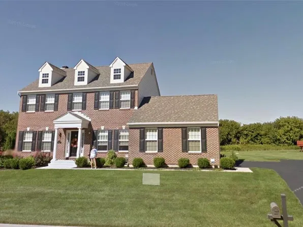 4612 Steeplechase Dr, Easton, PA 18040
