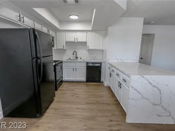 905 Sulphur Springs Ln Unit 101, Las Vegas, NV 89128