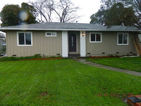 2nd image of 2248 SW 1st St
