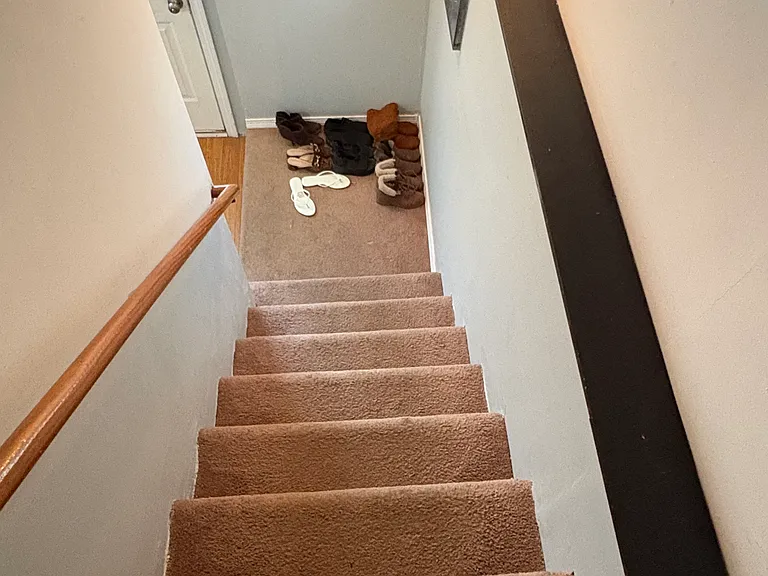 118 Montclair Ave — Photo 19