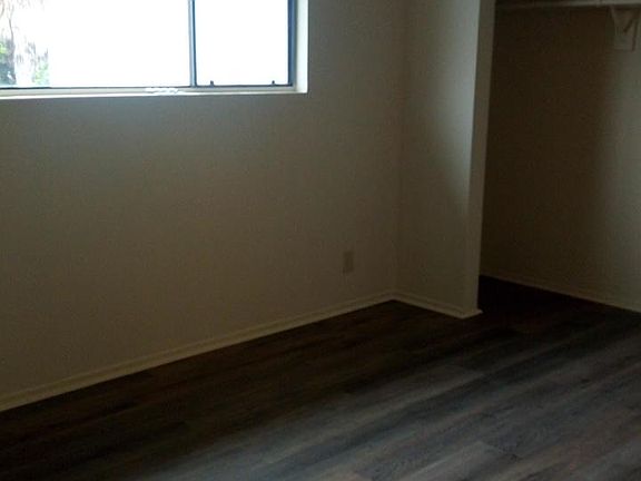 5th image of 1912 Wallace Ave #3