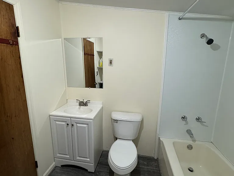 4652 Bains Chapel Rd — Photo 7