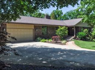 300 E Kenler Dr, Bloomington, IN