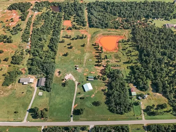 30706 Clearpond Rd, Shawnee, OK 74801