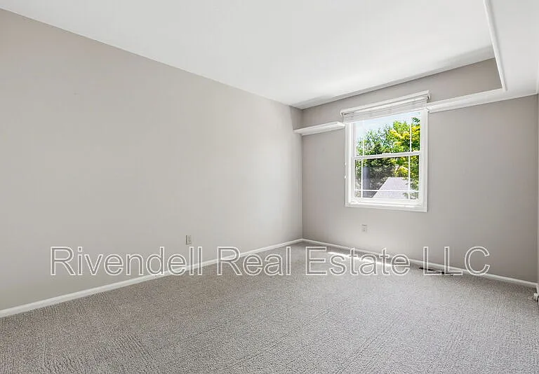 8007 S Datura St — Photo 11