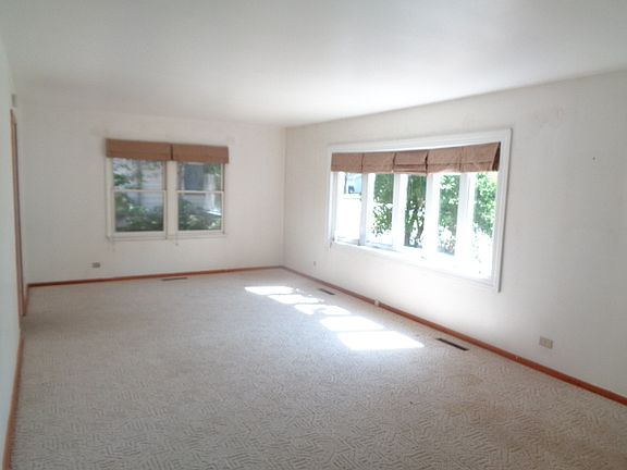 4th image of 11542 S Neenah Ave