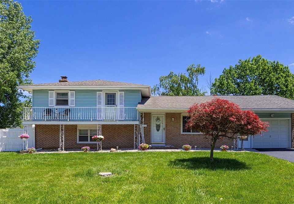 1st image of 60 Appian Dr
