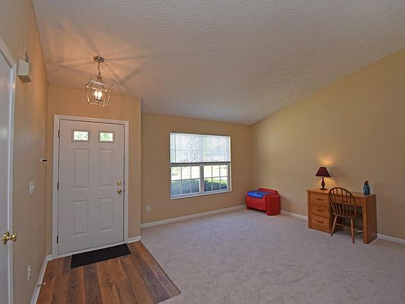2nd image of 3909 Pebble Creek Ln