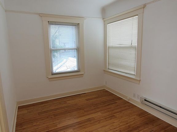 4th image of 483 Linden St #10