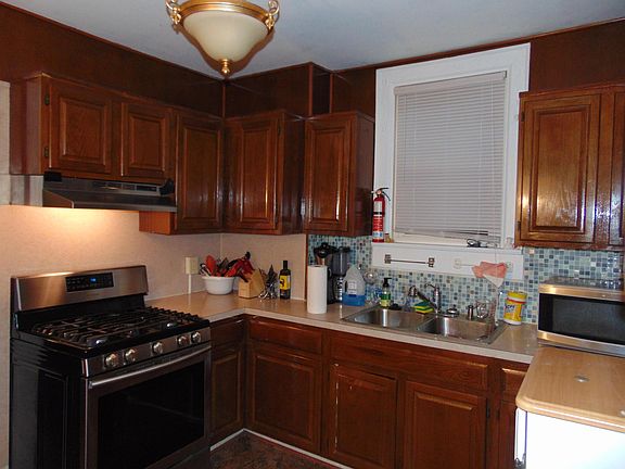 5th image of 519 Fairwood Ave