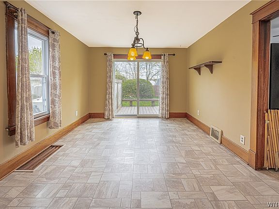 15th image of 871 Payne Ave