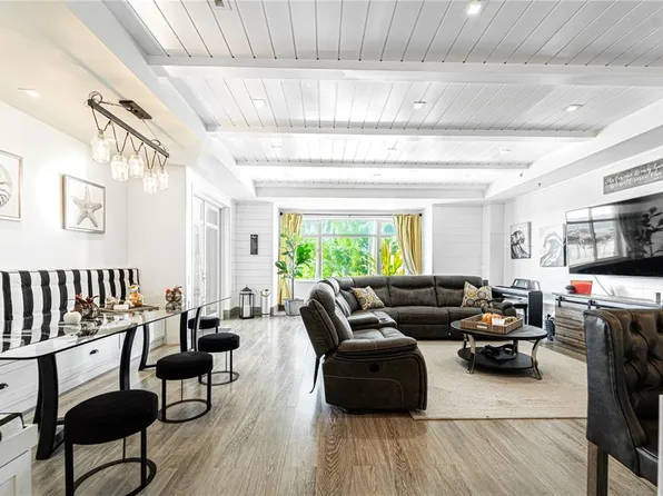 2103 Plantation Vlg #103, Dorado, PR 00646