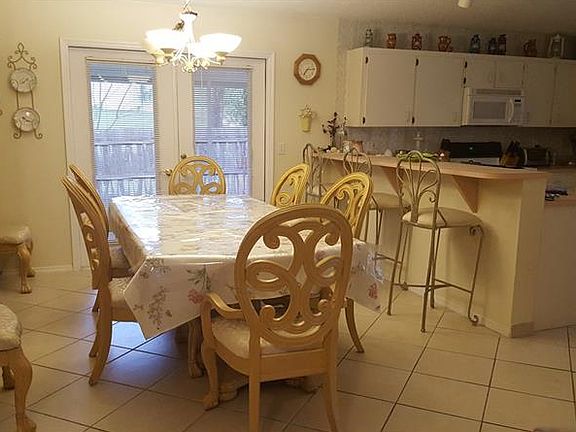 4th image of 3818 Creek Way Ct