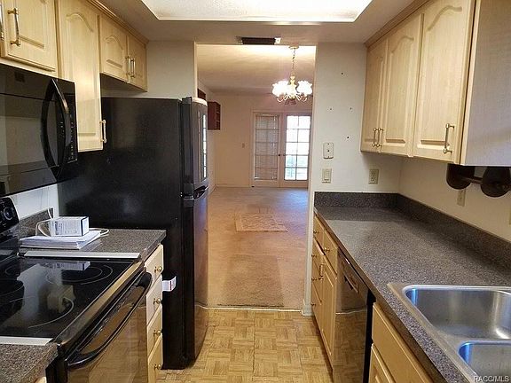 2nd image of 690 E Gilchrist Ct APT 3A