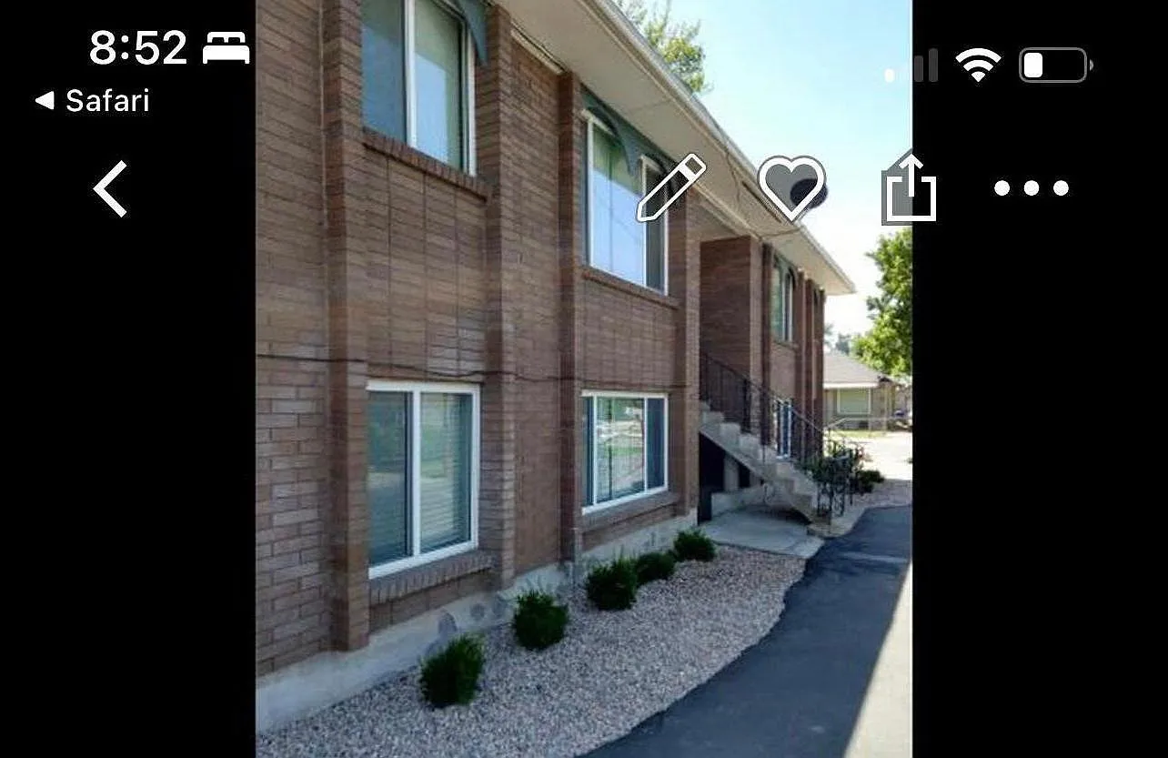 553 E Stringham Ave — Photo 3