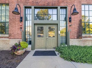 180 Allen St UNIT 208, Woonsocket, RI 02895