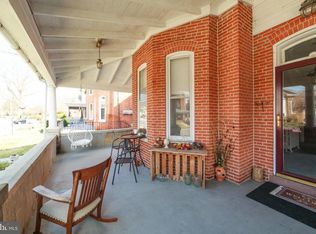 448 Chestnut St, Columbia, PA 17512