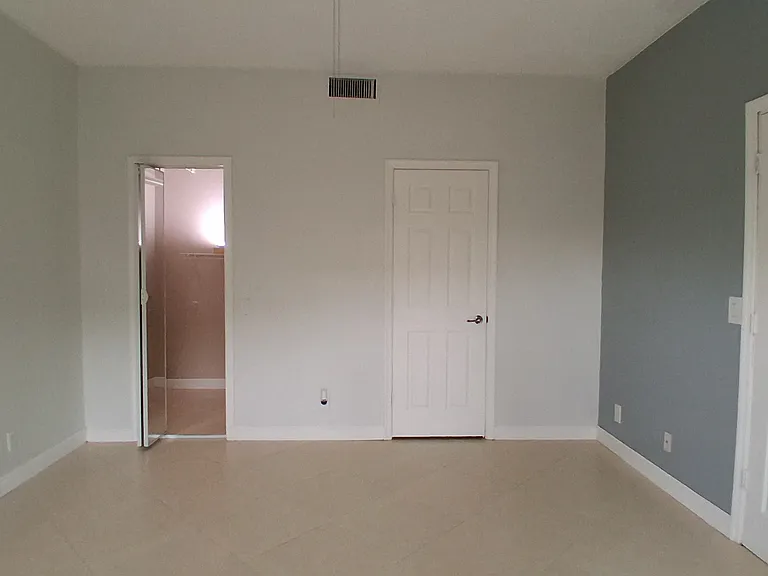 303 Waterview Dr — Photo 44
