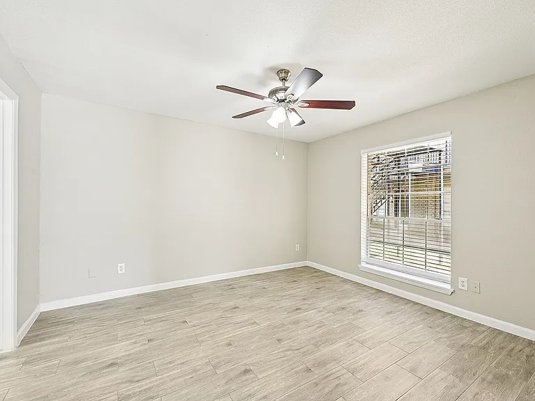 33-print-Woodchase Dr Unit 35-S2603-010