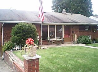431 Dunbar Dr, Pittsburgh, PA