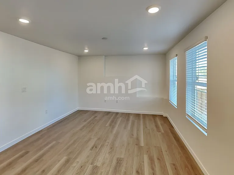 26116 E Calhoun Cir — Photo 18