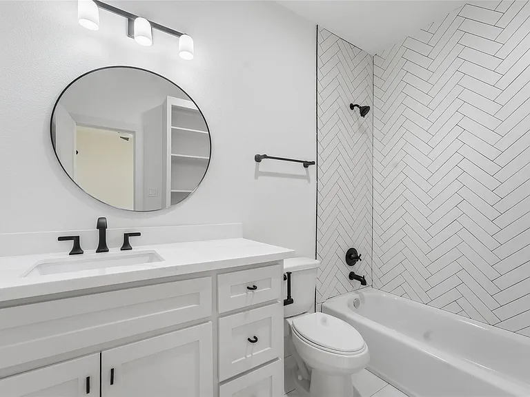 12204 Hairston Cir #A — Photo 14