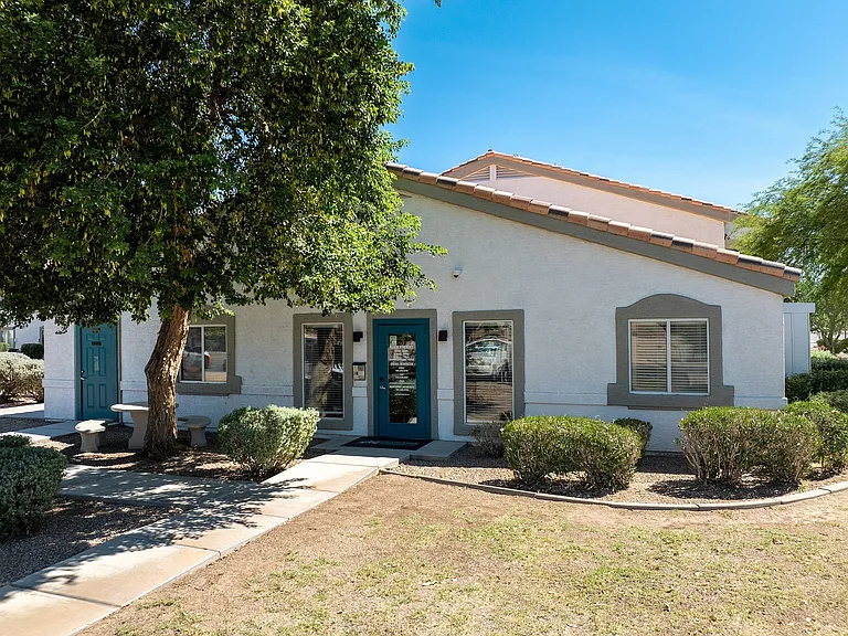 Marana Apartments