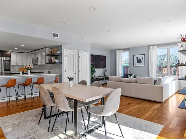 101 Heath St #301, Jamaica Plain, MA 02130